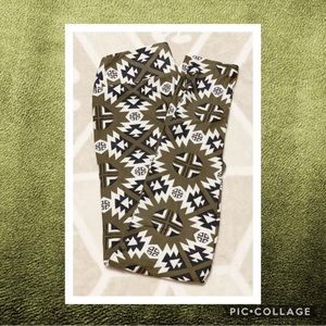 ❤️ 5/$20 Lularoe leggings - OS (one size)